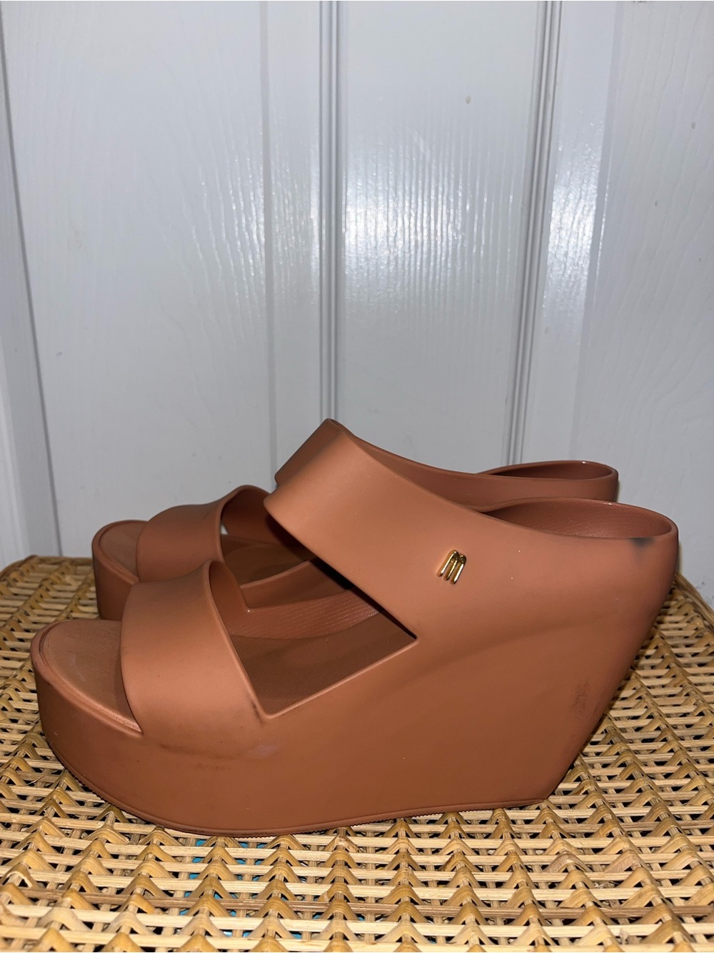MELISSA Creative wedge